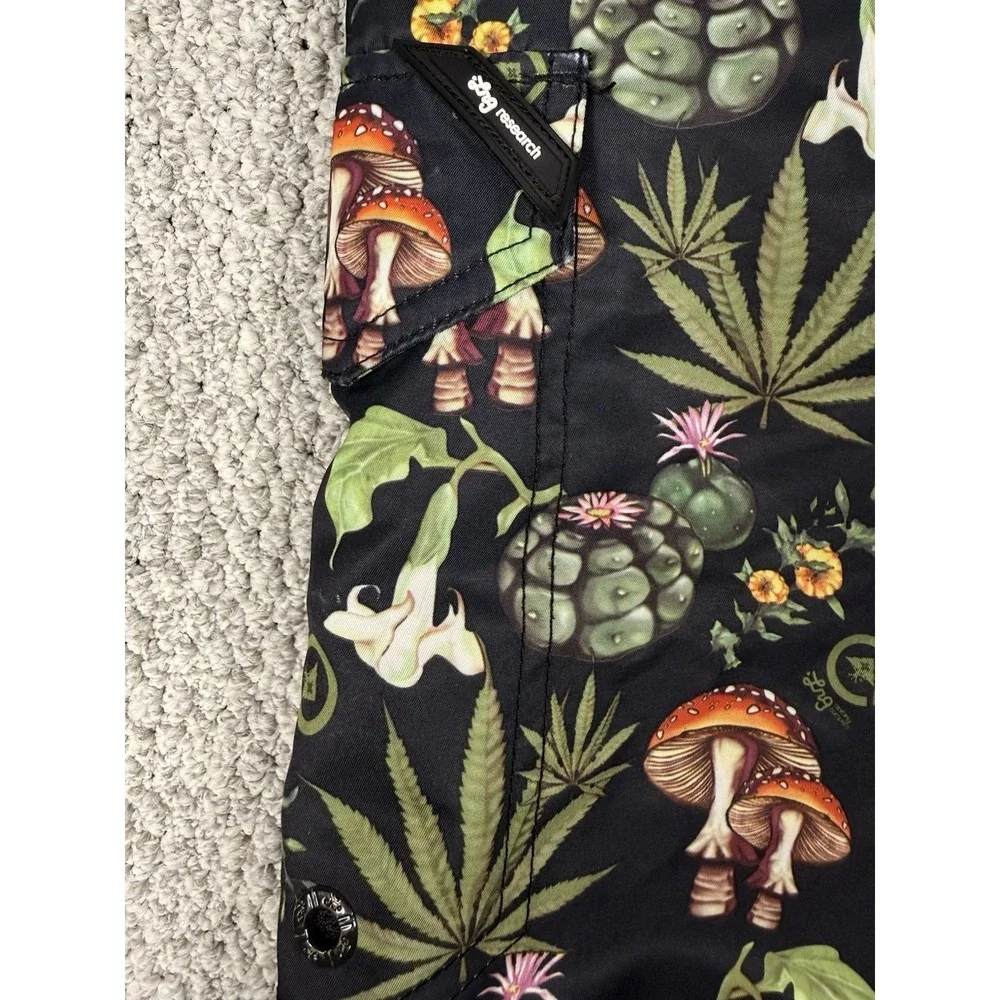 LRG Research Board Shorts 30 Mushroom Cannabis Print‎ Surf Swim Skate Y2K